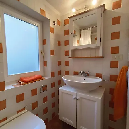 Casa Tipica In Borgo Storico בית נופש